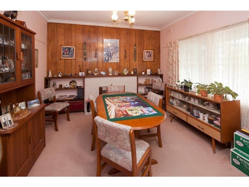 4 Fairview Avenue, Ringwood East VIC 3135