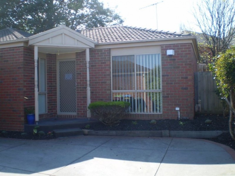 4/11 Reserve Street, Berwick VIC 3806