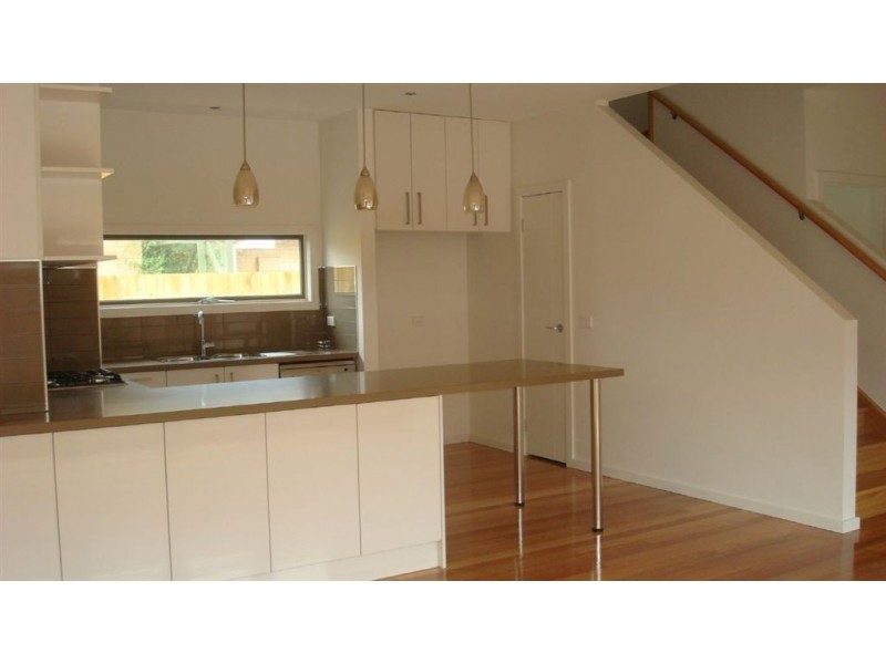 10 Jordan Street, Clayton VIC 3168