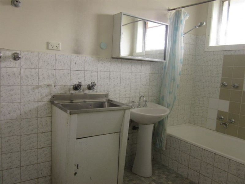 3/9 Rugby Rd, Oakleigh East VIC 3166