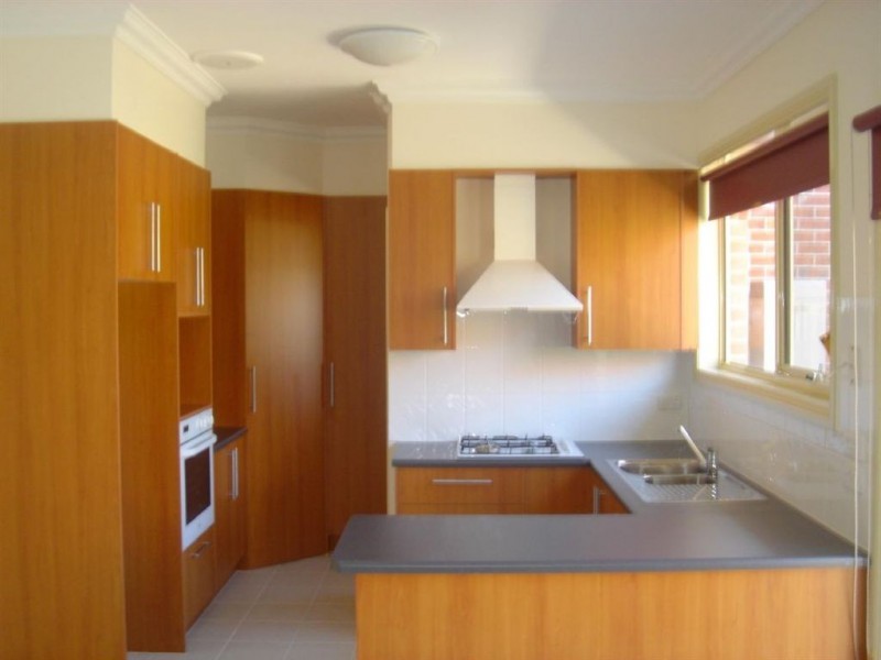 2/40 Hourigan Avenue, Clayton VIC 3168