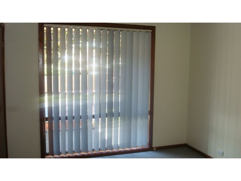 2/15 Railway Parade, Seaford VIC 3198