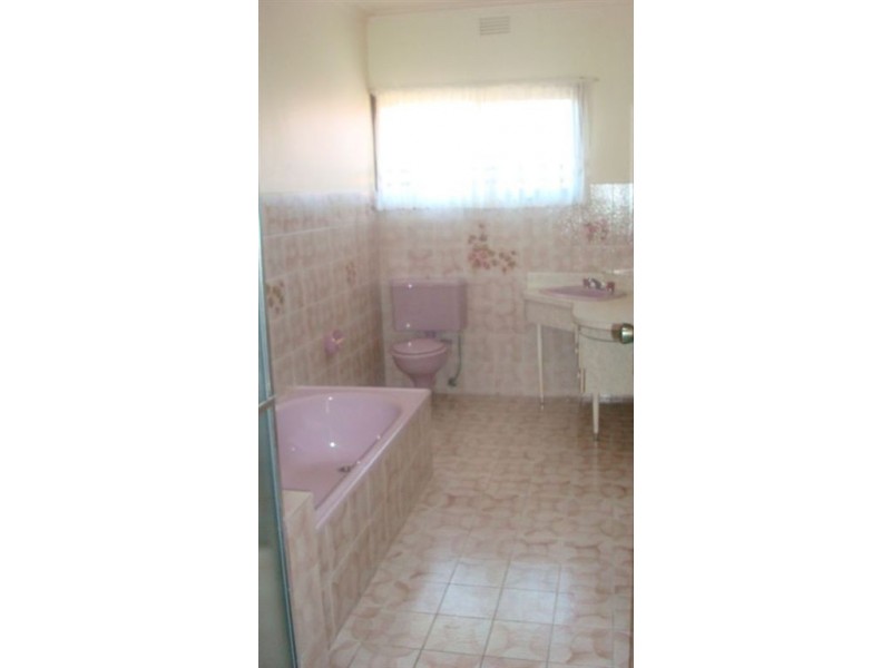 38 Evelyn Street, Clayton VIC 3168