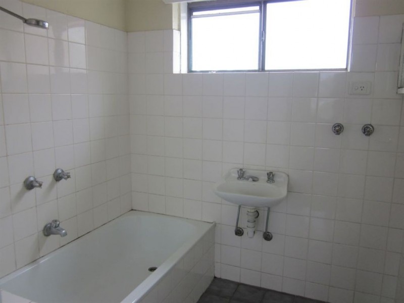 10/2B Nullawil Street, Springvale VIC 3171