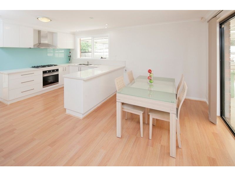 59 Charles Green Avenue, Endeavour Hills VIC 3802