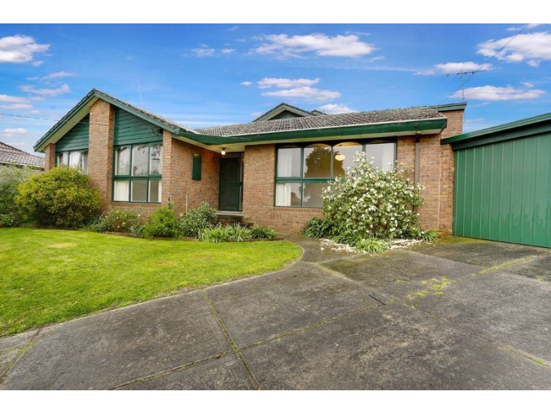 4 Cotoneaster Court, Wheelers Hill VIC 3150