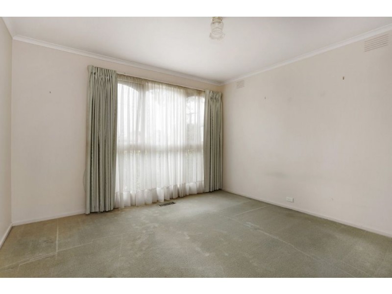 4 Cotoneaster Court, Wheelers Hill VIC 3150