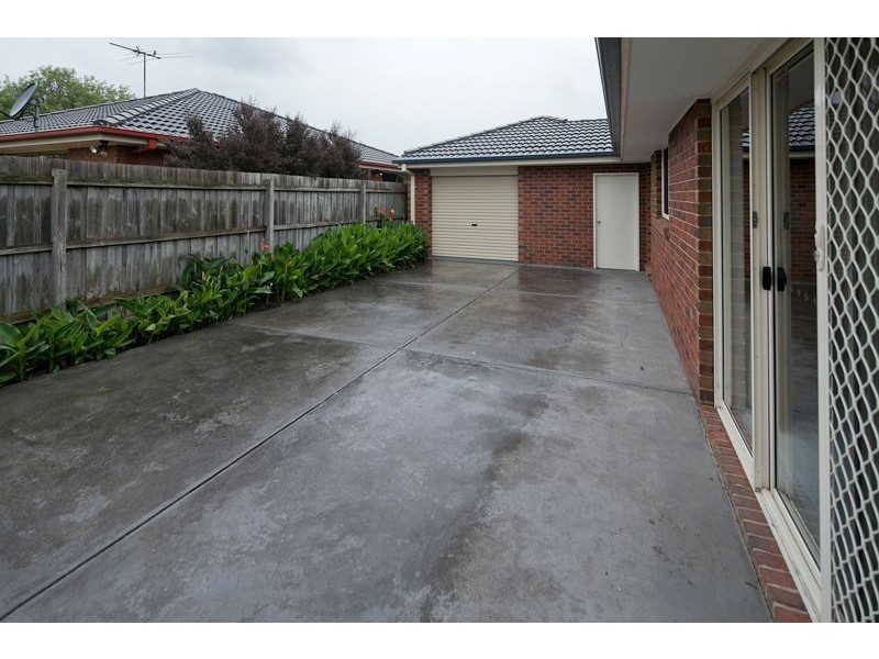 4 Sarah Louise Place, Berwick VIC 3806