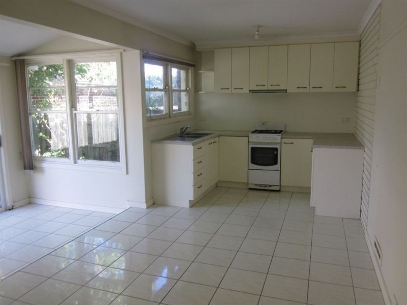 2/4 Evelyn Street, Clayton VIC 3168