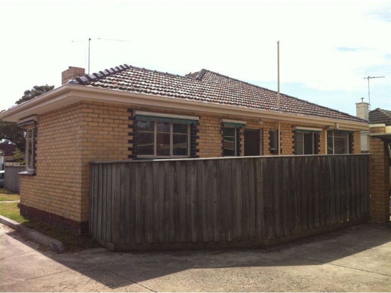 1/140 Moriah Street, Clayton VIC 3168