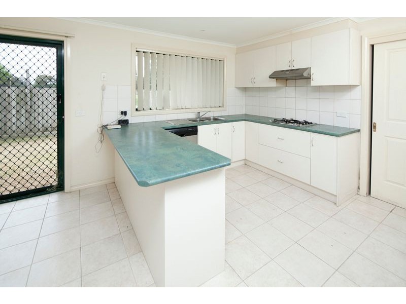 2/13 Faulkiner Street, Clayton VIC 3168
