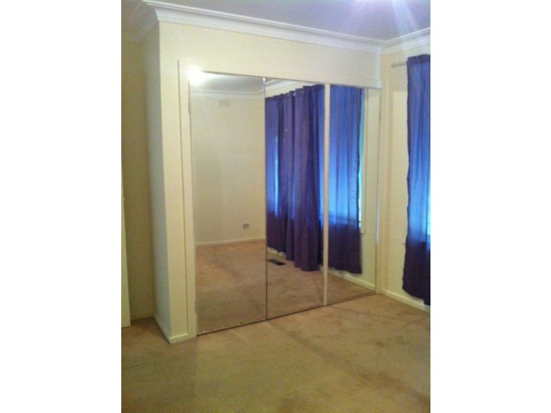 2/1 OAKES AVENUE, Clayton South VIC 3169