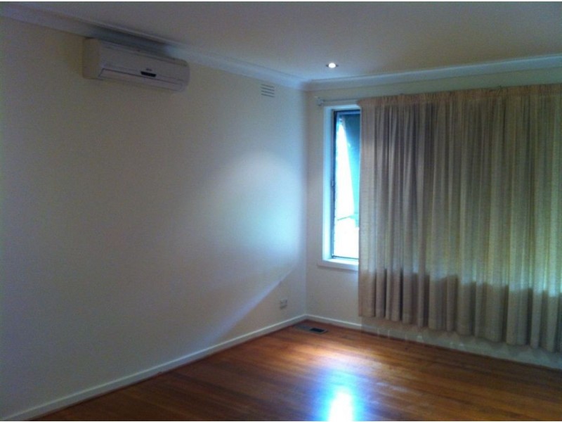 2/1 Oakes Avenue, Clayton South VIC 3169