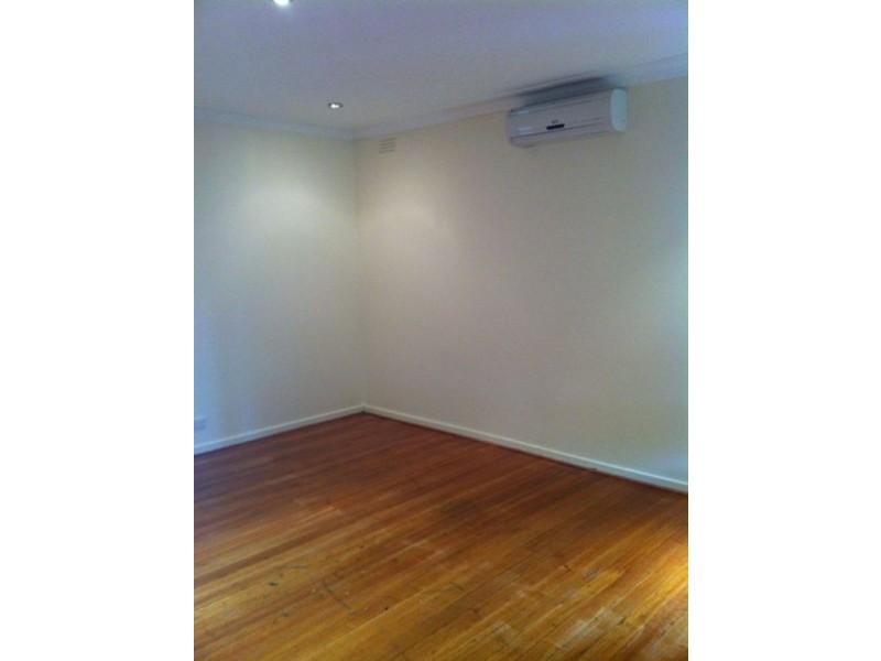 2/1 Oakes Avenue, Clayton South VIC 3169