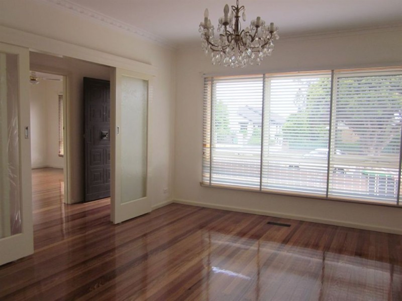 30 Glencannon Crescent, Clayton South VIC 3169