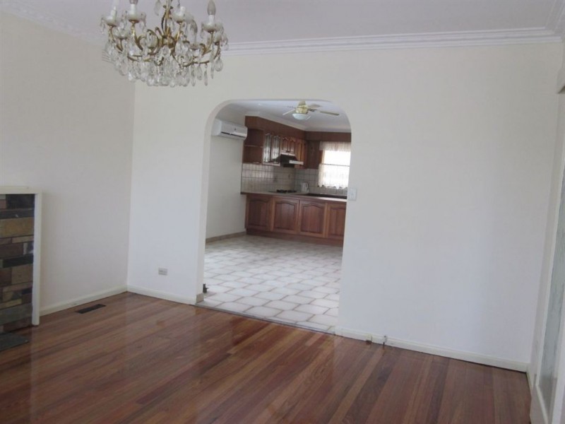 30 Glencannon Crescent, Clayton South VIC 3169