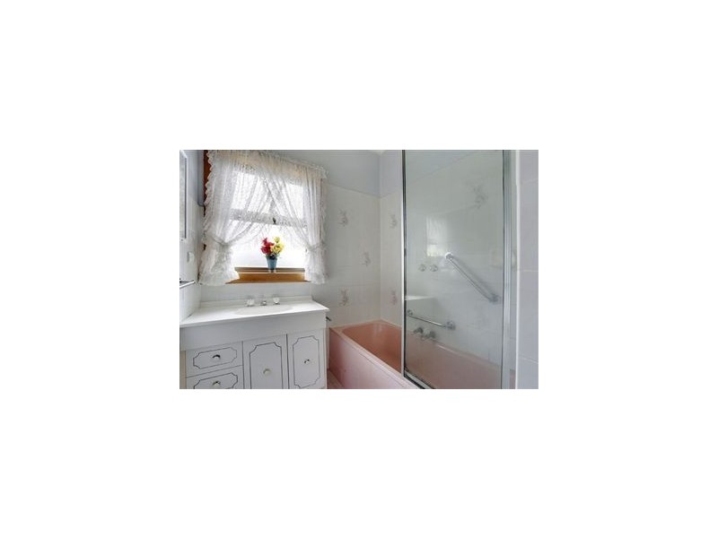 13 Alice Street, Clayton VIC 3168