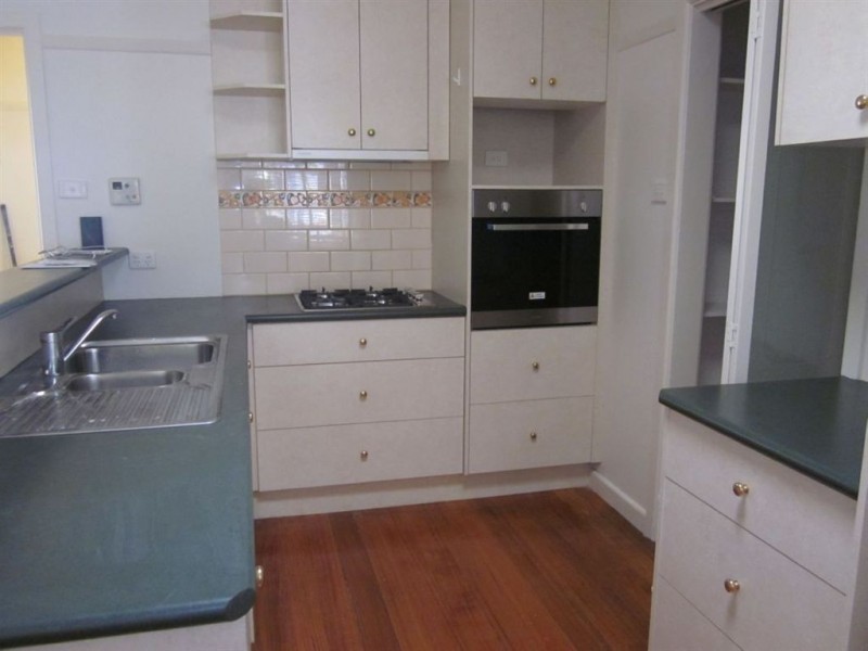58 Madeleine Road, Clayton VIC 3168