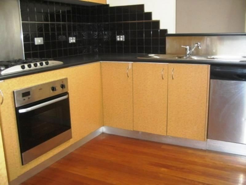 1/9 Second Street, Clayton South VIC 3169