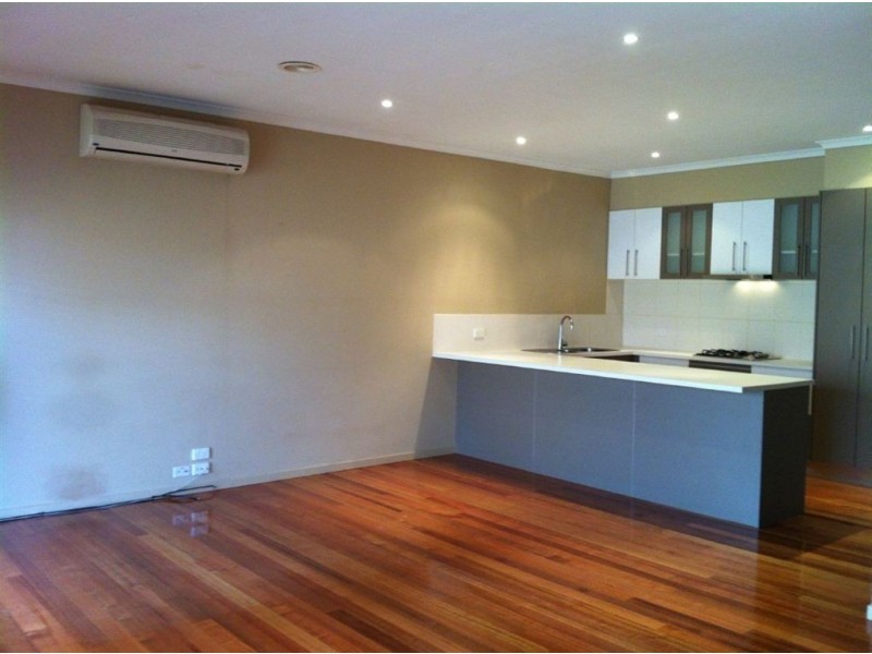 2/8 Keol Street, Clayton South VIC 3169