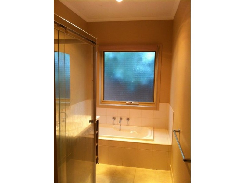 2/8 Keol Street, Clayton South VIC 3169