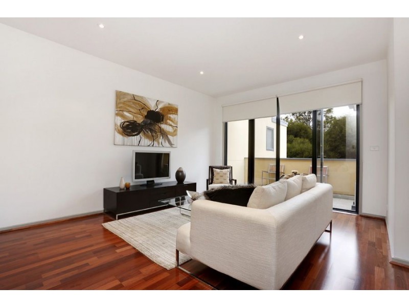 9/8-10 Browns Road, Clayton VIC 3168