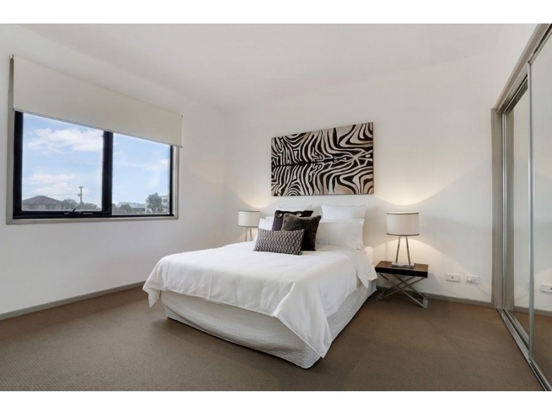 9/8-10 Browns Road, Clayton VIC 3168