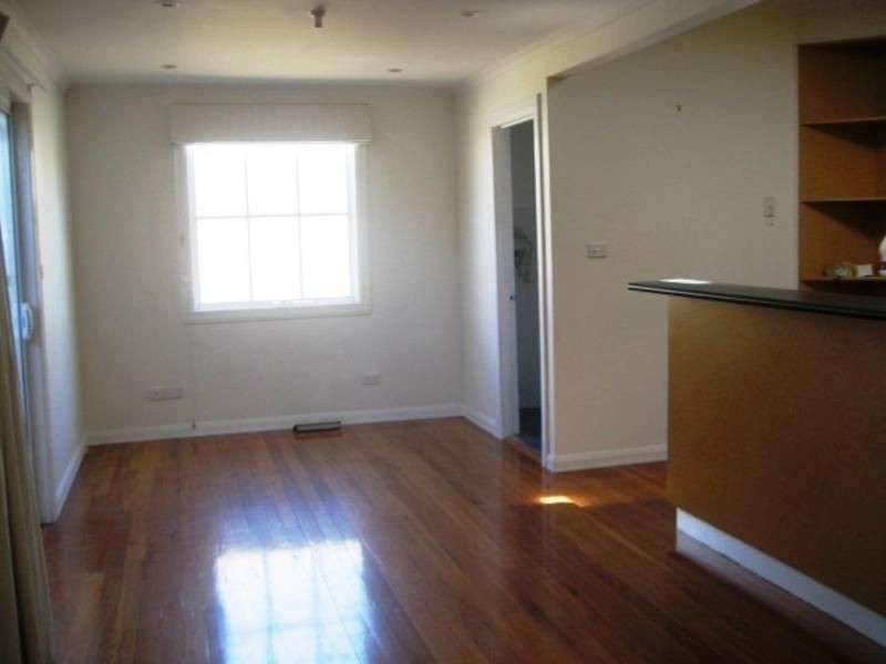 1/9 Second Street, Clayton South VIC 3169