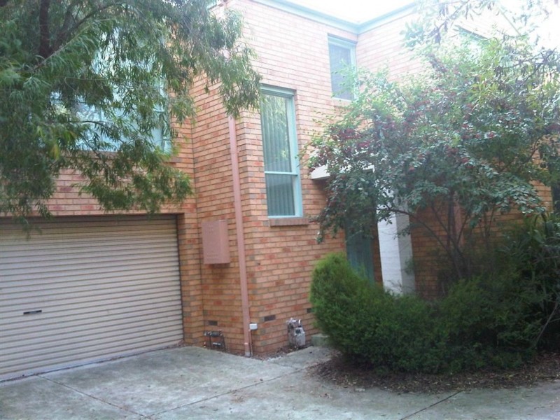 1/8 Fortuna Street, Clayton VIC 3168