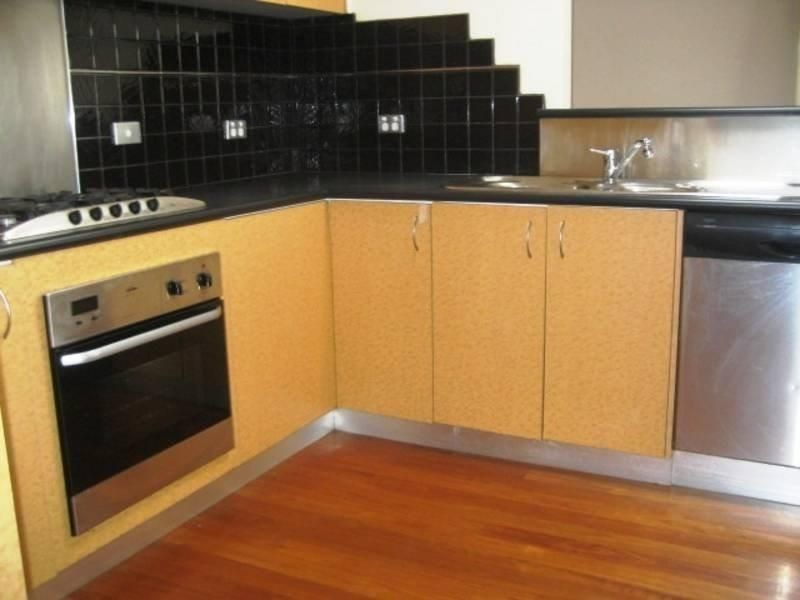 1/9 Second Street, Clayton South VIC 3169