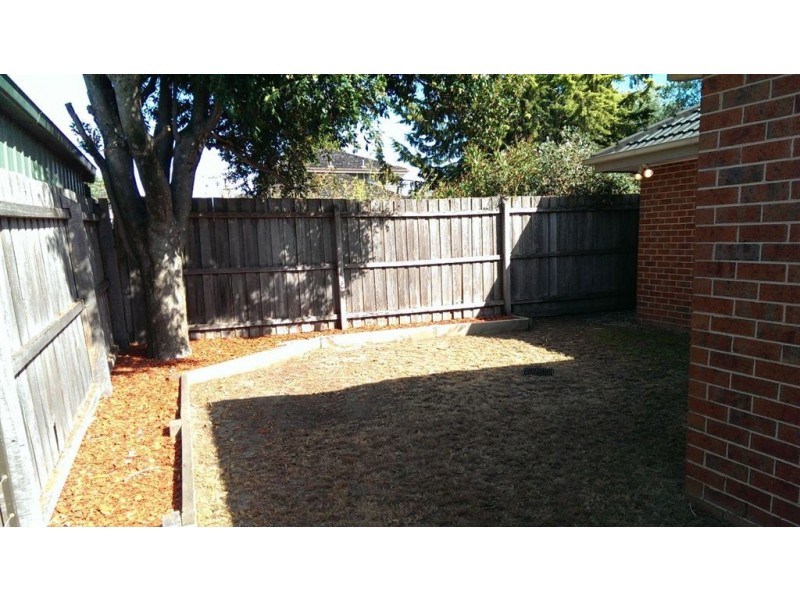 2/42 Browns Road, Clayton VIC 3168