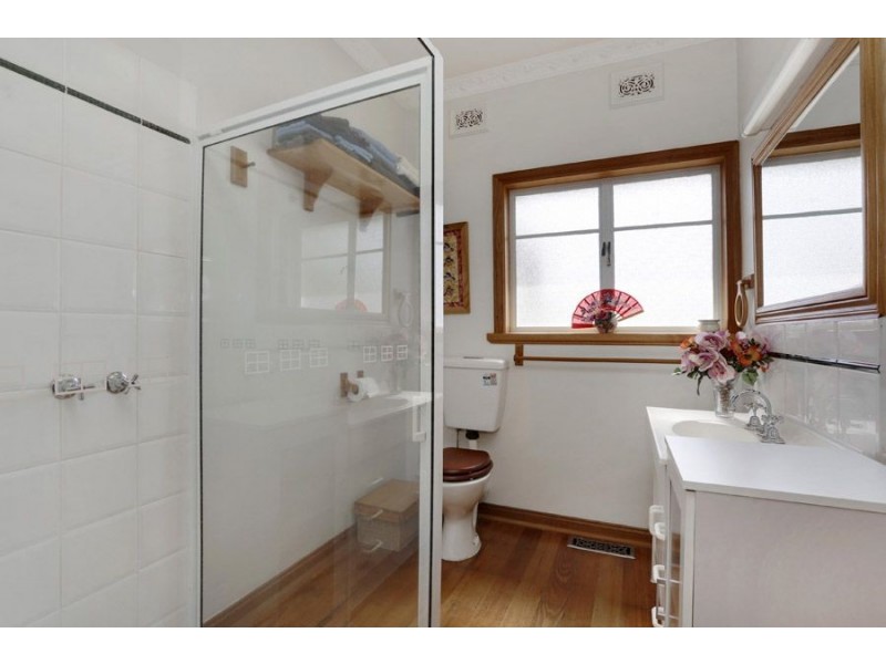 5 Kimbarra Street, Clayton South VIC 3169