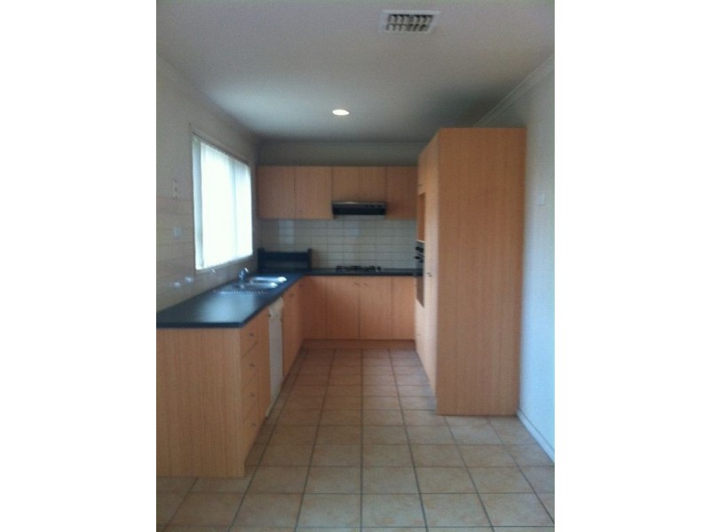 28/36-40 Hennessy Way, Dandenong North VIC 3175