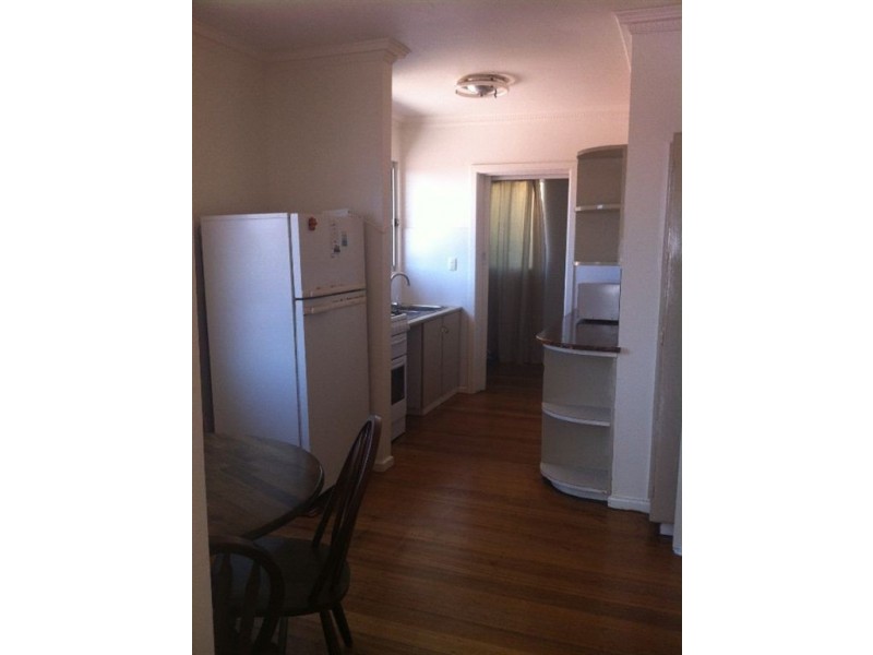 1/28 Byron Street, Clayton VIC 3168