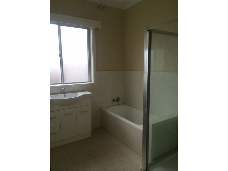 1/10 Wright Street, Clayton VIC 3168