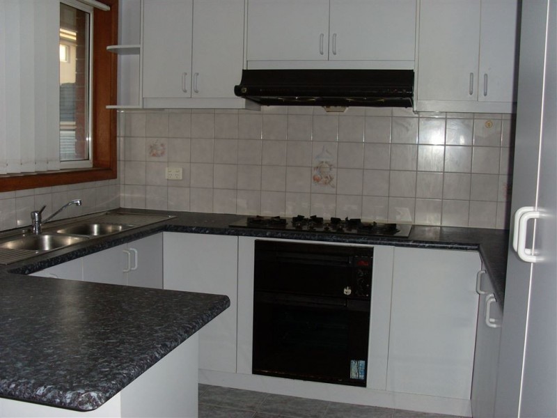 1/33 Sarton Road, Clayton VIC 3168