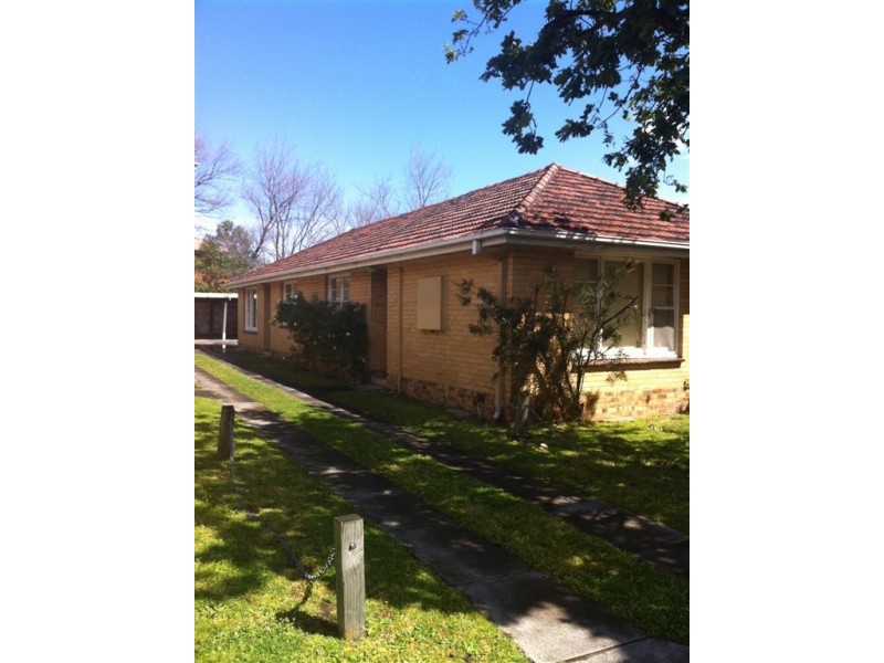 1/1390 North Road, Clayton VIC 3168