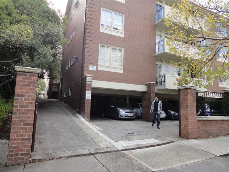 16/401 TOORAK RD, South Yarra VIC 3141