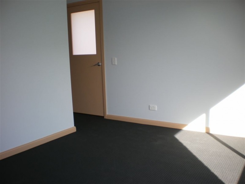2/23 McMillan Street, Clayton VIC 3168