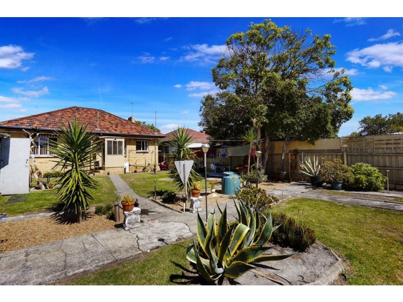 5 Kimbarra Street, Clayton South VIC 3169
