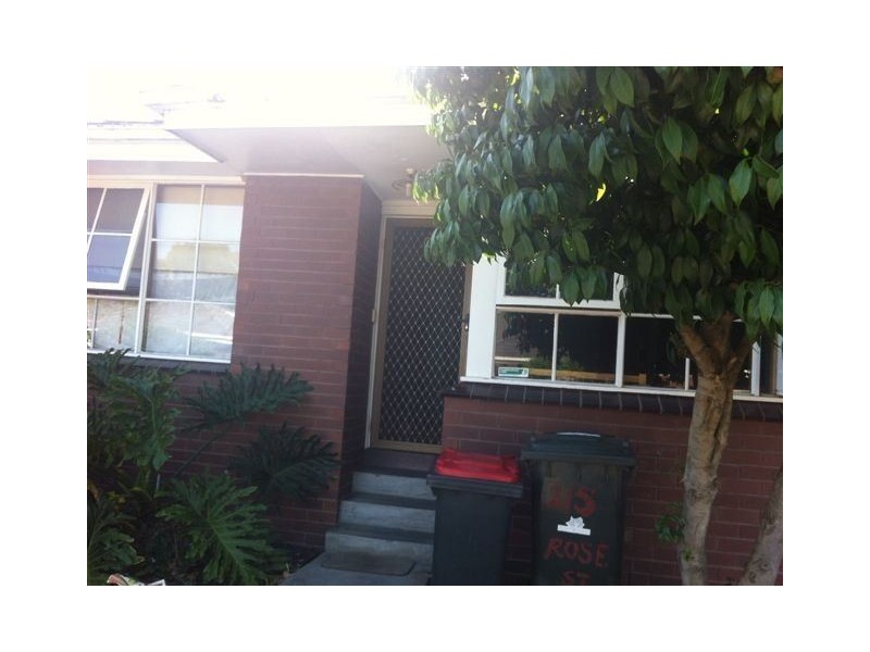 2/5 Rose Street, Clayton VIC 3168