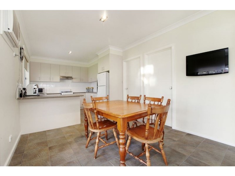 26 Tennyson Avenue, Clayton South VIC 3169