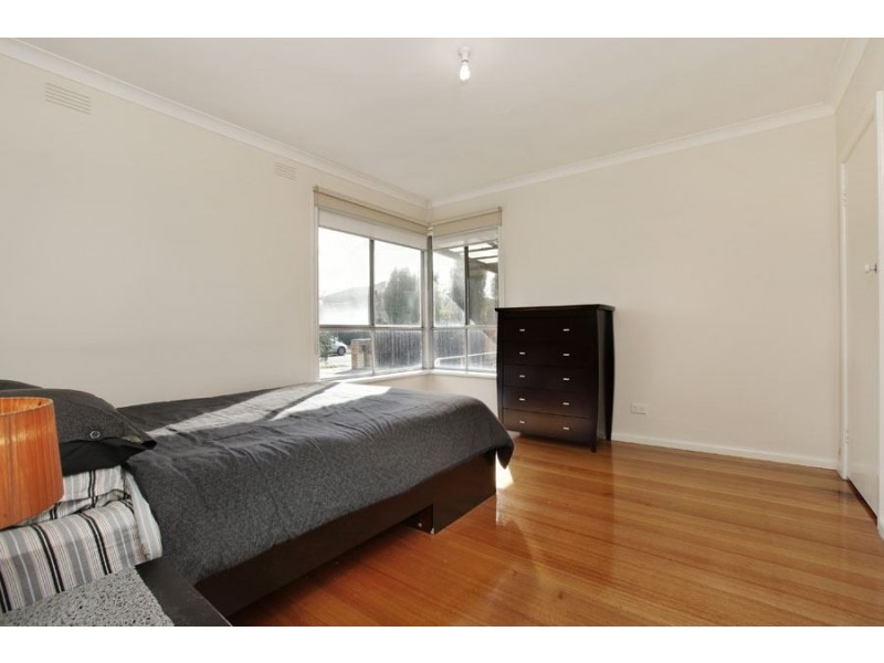 26 Tennyson Avenue, Clayton South VIC 3169