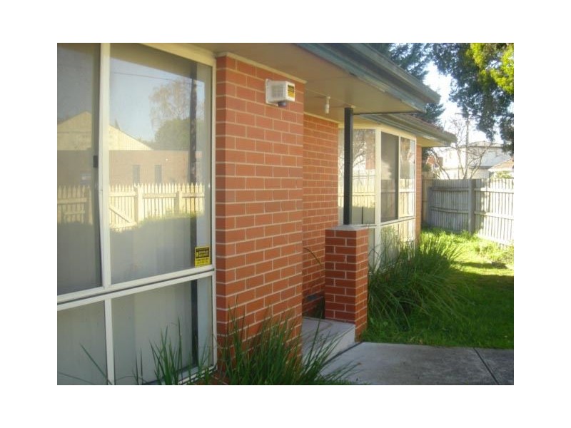 101 Madeleine Road, Clayton VIC 3168