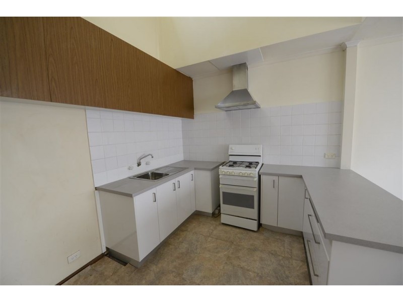 2/2 Thompson Street, Clayton VIC 3168