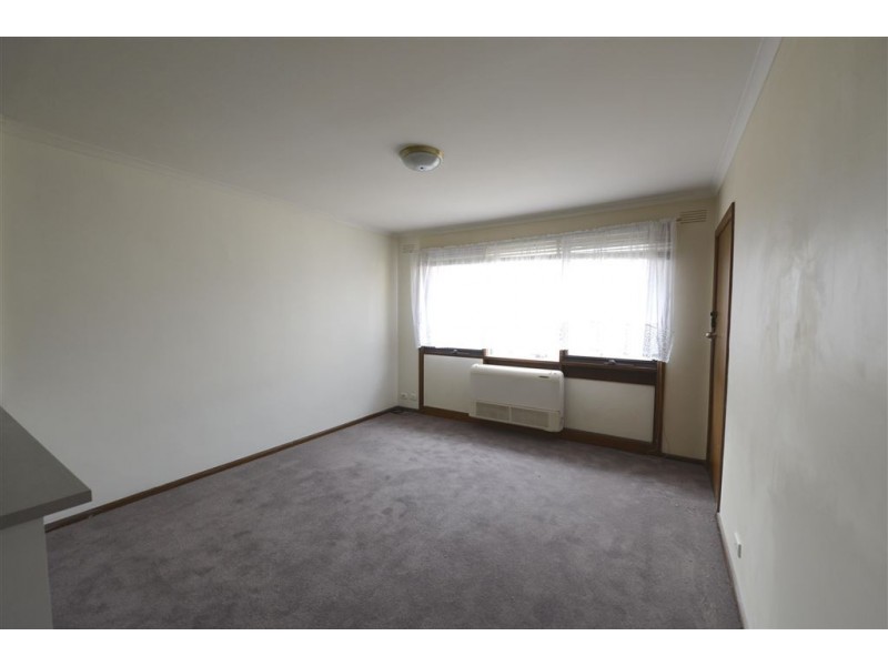 2/2 Thompson Street, Clayton VIC 3168