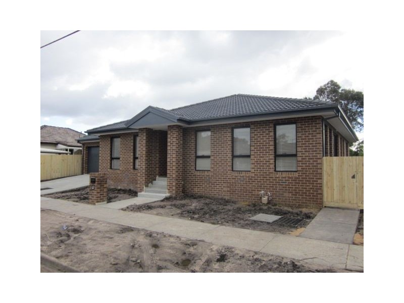 54B Ormond Road, Clayton VIC 3168