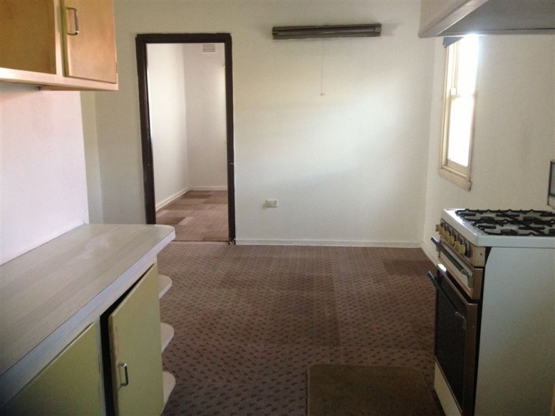 33 Kionga Street, Clayton VIC 3168