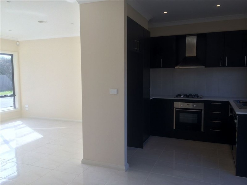 22B Flora Road, Clayton VIC 3168