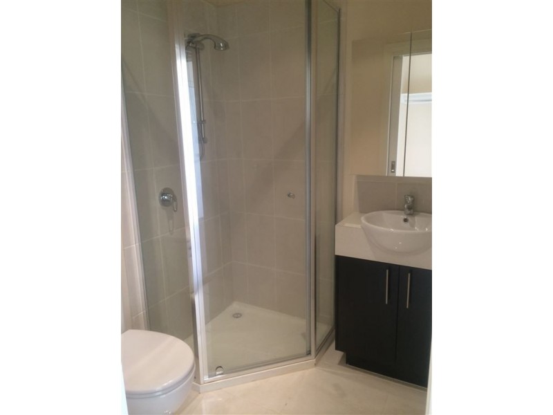 22B Flora Road, Clayton VIC 3168